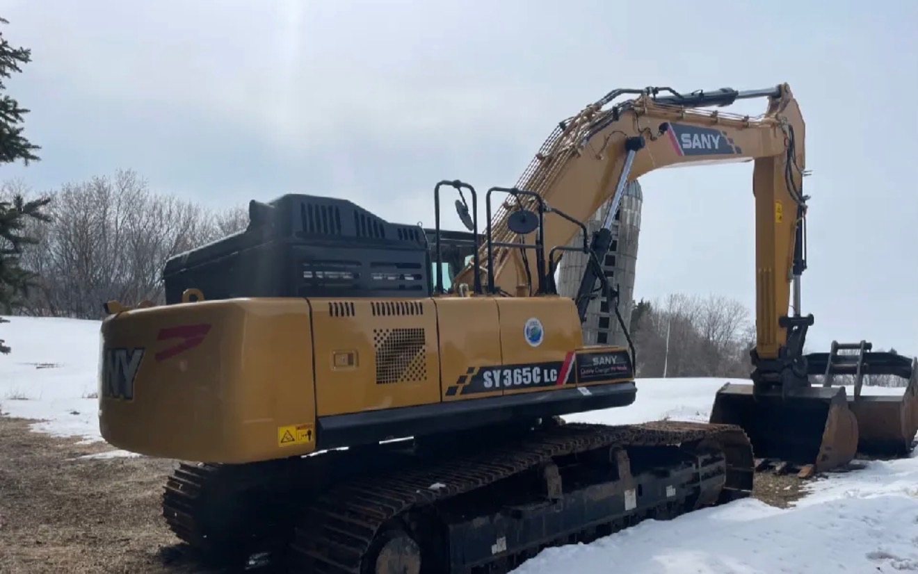 2021 SANY SY365C LC Excavator - Image 2